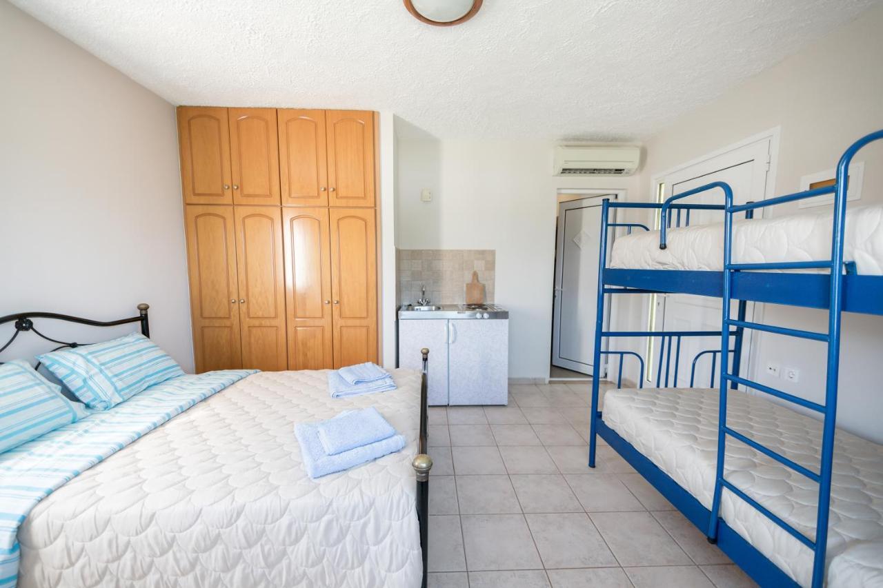 Tsolis Village Lampiri  Bagian luar foto